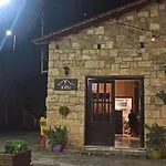Helmos Mountain Retreat Lägenhet Zarouchla
