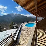 Helmos Mountain Retreat Lägenhet Zarouchla
