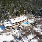 Helmos Mountain Retreat * Zarouchla