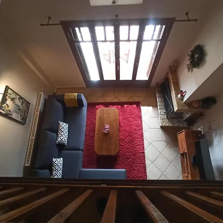 Helmos Mountain Retreat Apartment Zarouhla