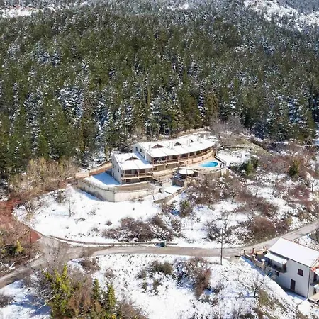 Helmos Mountain Retreat Zarouchla