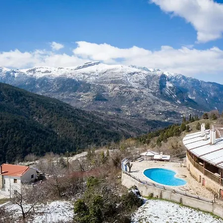 Helmos Mountain Retreat * Ζαρούχλα