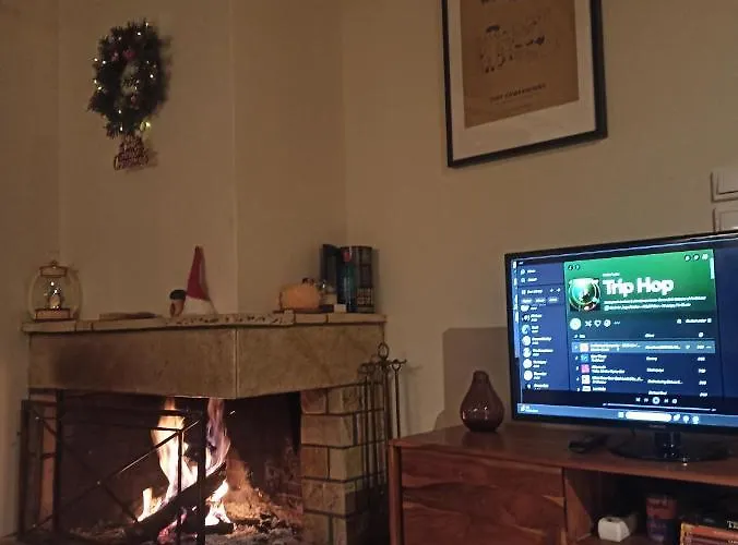 Helmos Mountain Retreat Apartament Zarouchla