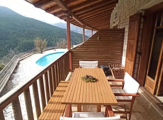 Helmos Mountain Retreat Zarouchla